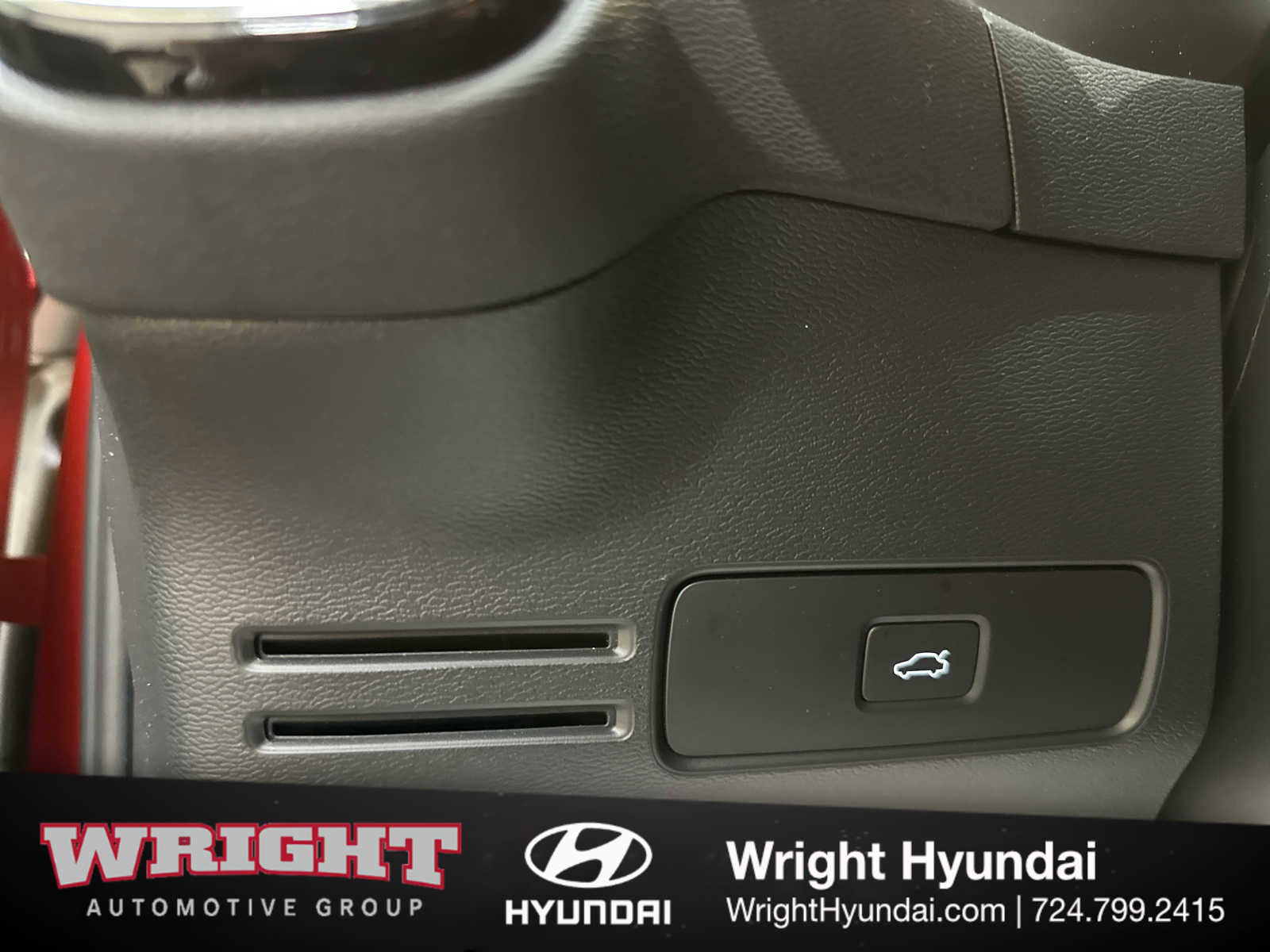 Used 2023 Volvo XC40 B5 Plus w/ Driver Assist Package image 23