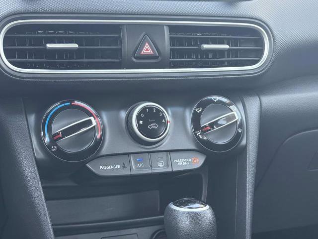 Used 2019 Hyundai Kona SE image 15