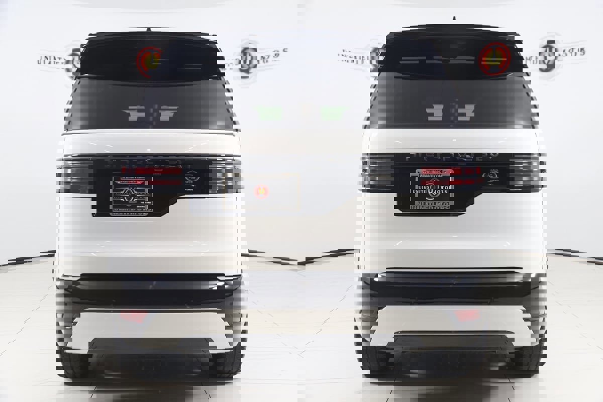 Used 2023 Land Rover Discovery S R-Dynamic image 52