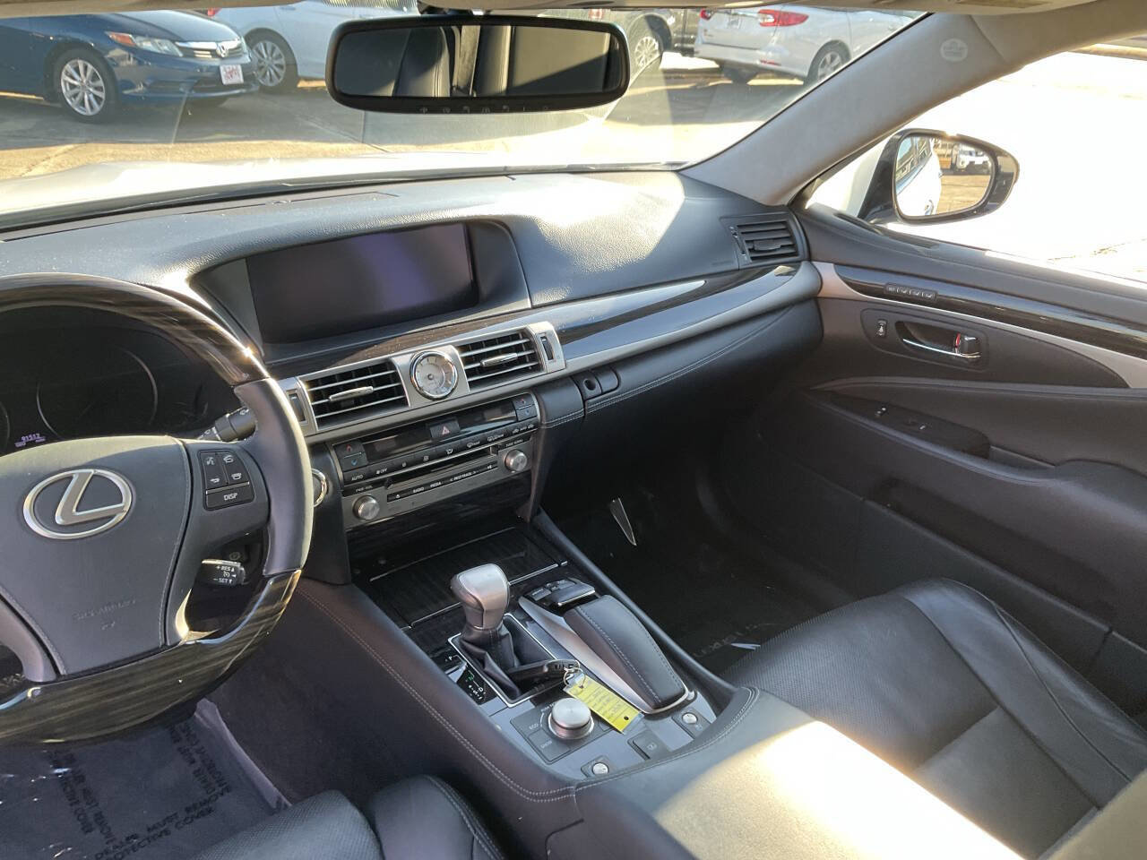Used 2014 Lexus LS 460 w/ Comfort Package image 17