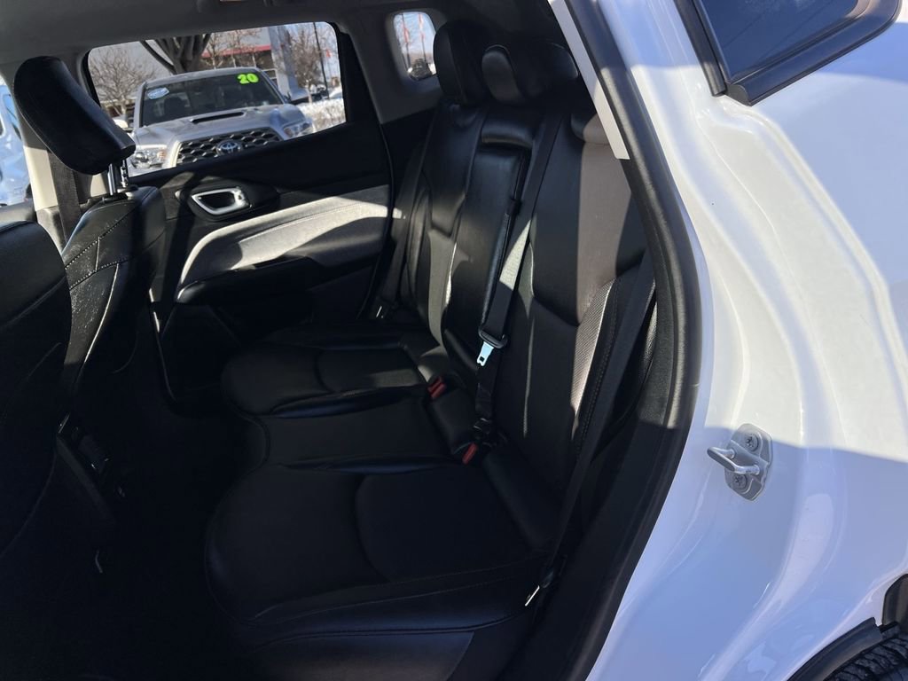 Used 2022 Jeep Compass Latitude image 23
