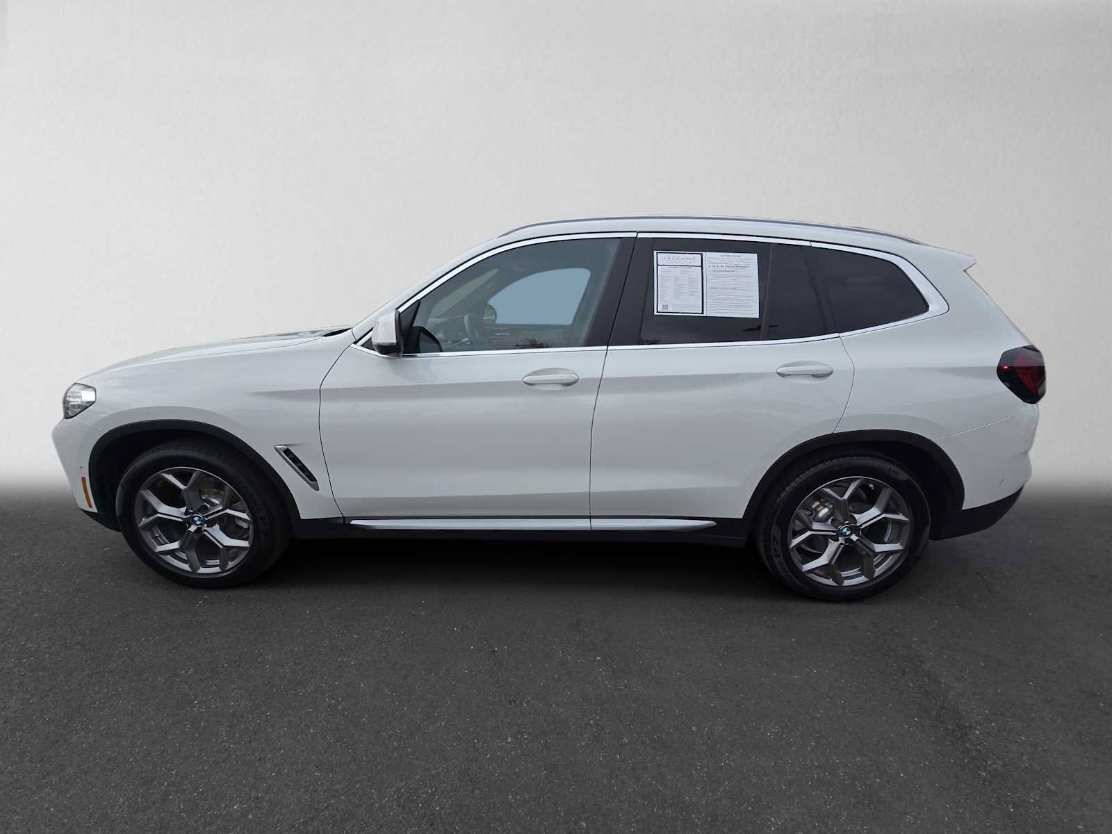 Used 2023 BMW X3 xDrive30i w/ Premium Package w/ZPA AWD/4WD image 6