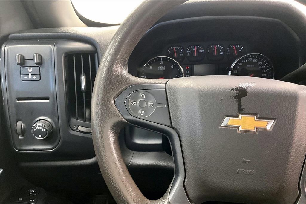 Used 2018 Chevrolet Silverado 2500 W/T w/ WT Convenience Package AWD/4WD image 17