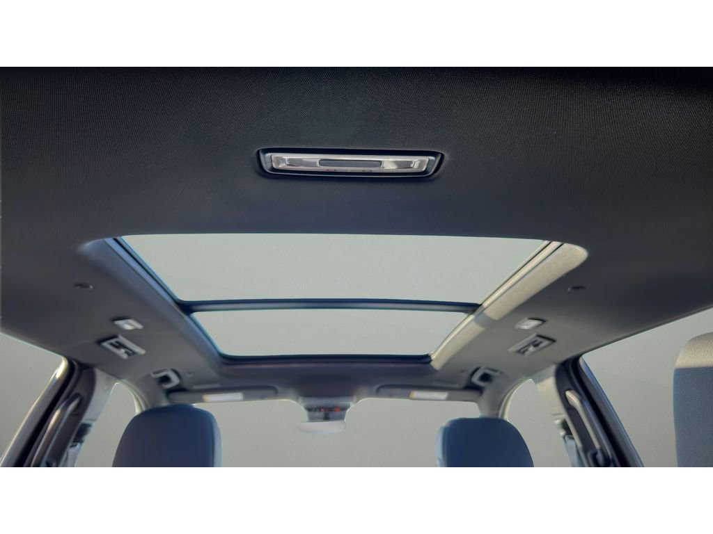 Certified 2024 Chevrolet Traverse RS w/ LPO, Floor Liner Package image 29