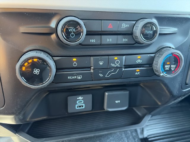New 2026 Ford F550 4x4 Crew Cab image 19