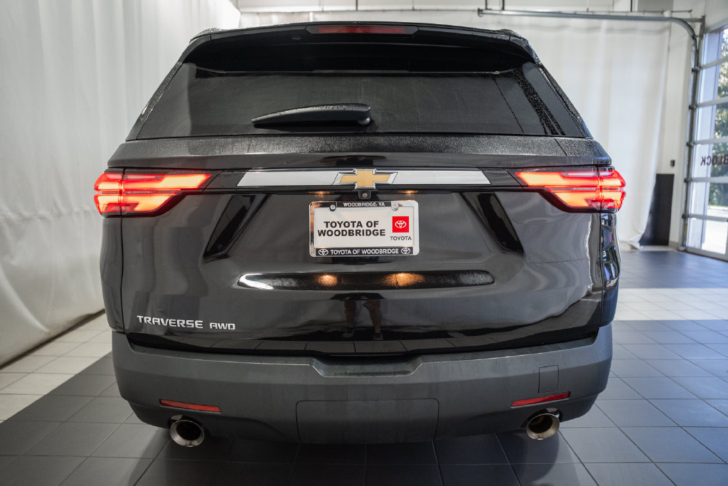 Used 2022 Chevrolet Traverse LS AWD/4WD image 5
