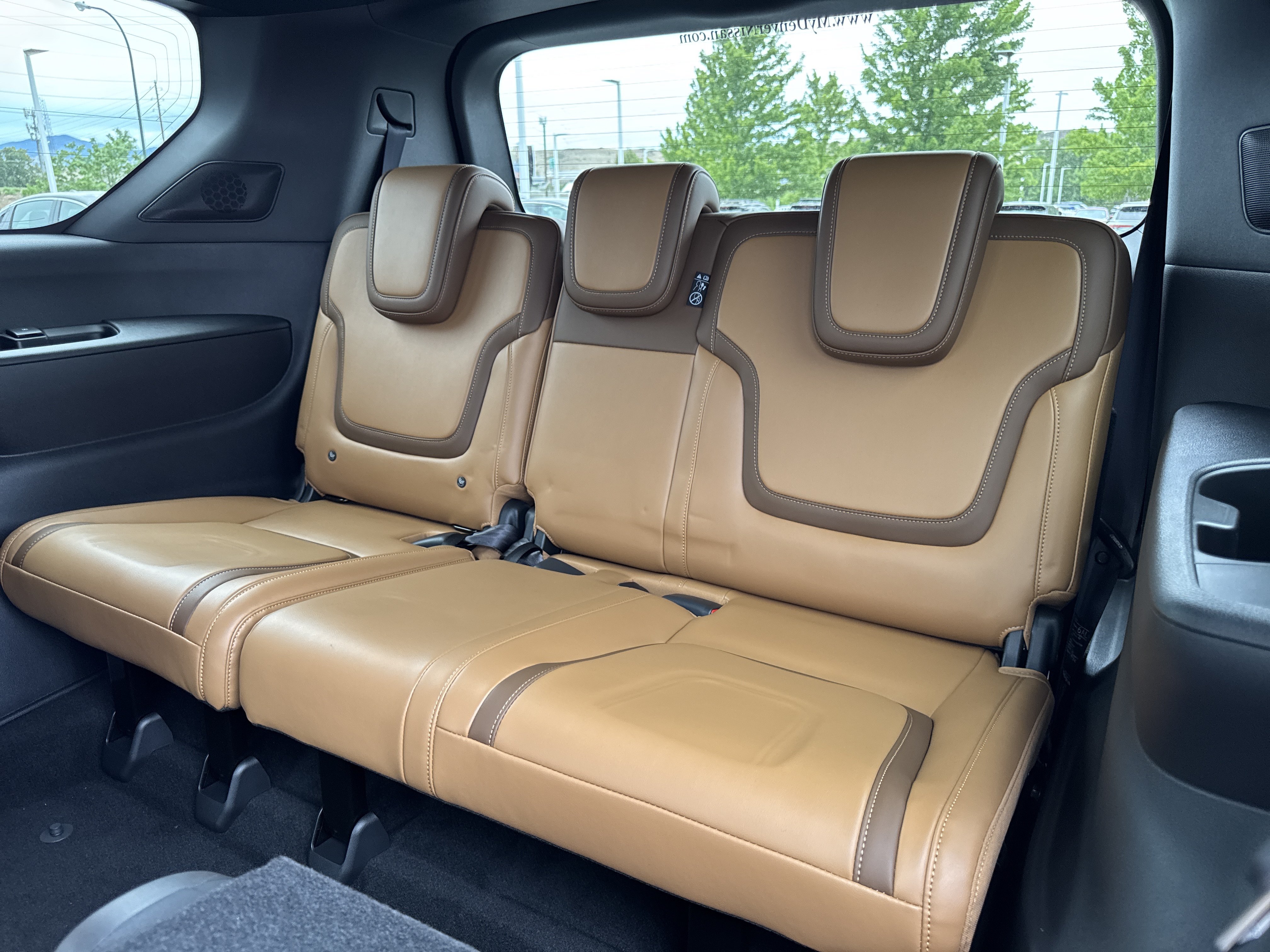 New 2026 Nissan Armada SL w/ Captain's Chari Seat Package AWD/4WD image 13