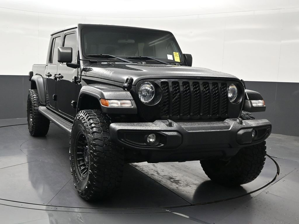 Used 2021 Jeep Gladiator Sport AWD/4WD image 8
