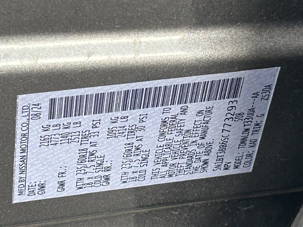 Used 2025 Nissan Rogue SV AWD/4WD image 36