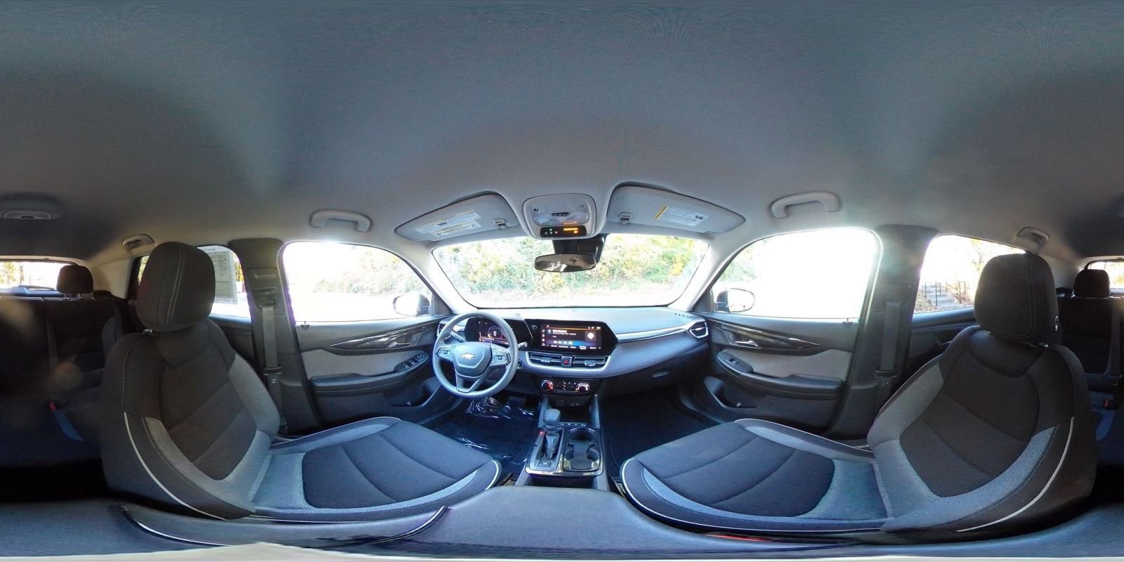 Used 2025 Chevrolet TrailBlazer LT image 38