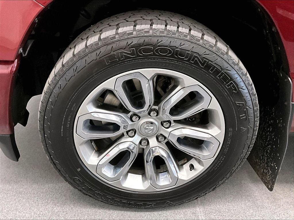 Used 2023 RAM 1500 Laramie AWD/4WD image 7