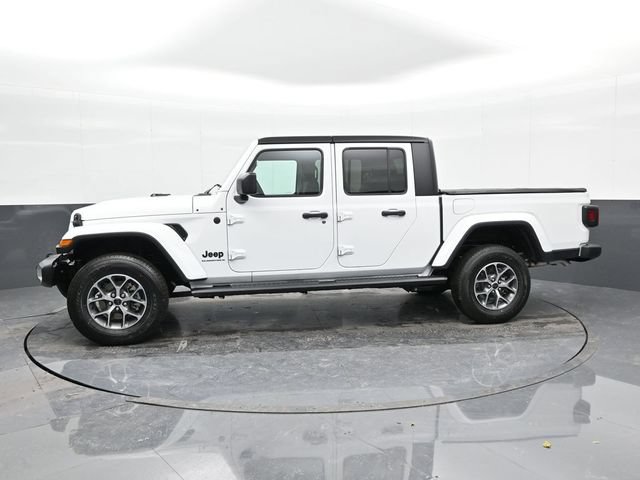 Used 2024 Jeep Gladiator Sport AWD/4WD image 25