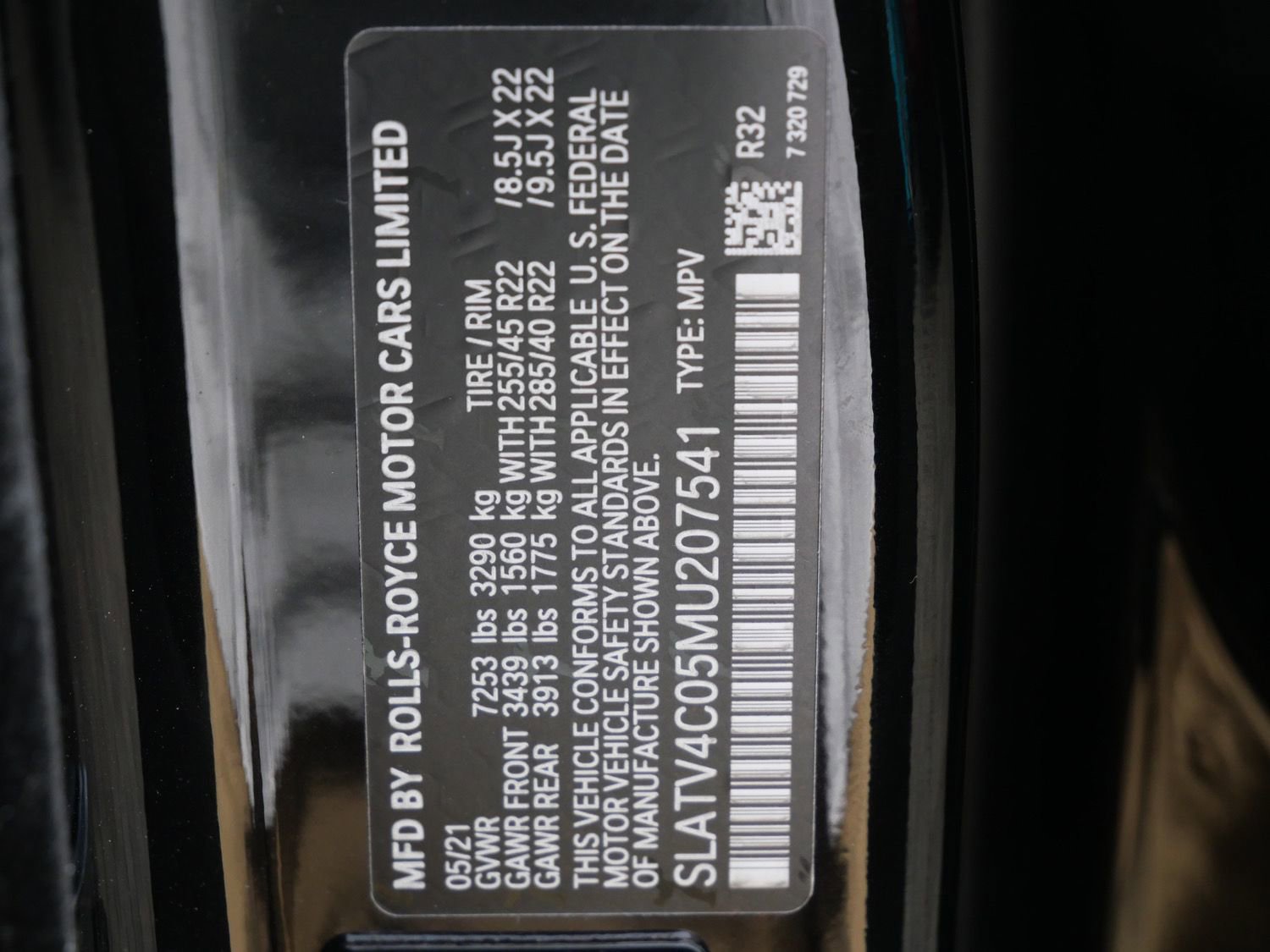 Certified 2021 Rolls-Royce Cullinan image 33