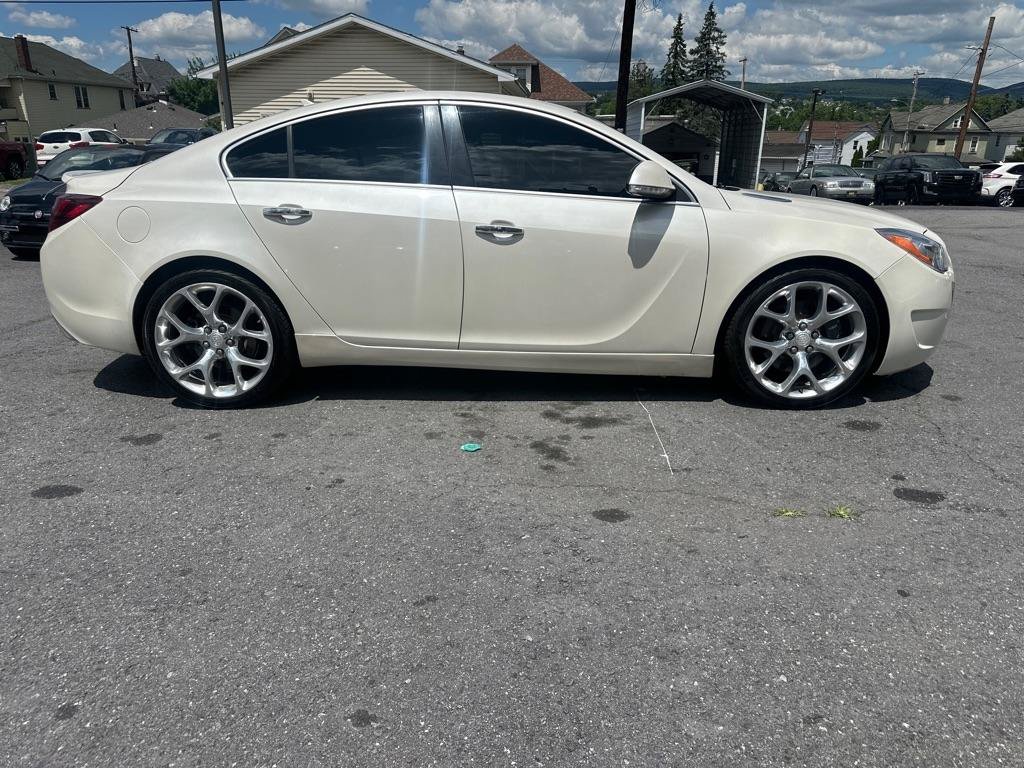 Used 2014 Buick Regal GS w/ Driver Confidence Package #1 AWD/4WD image 3
