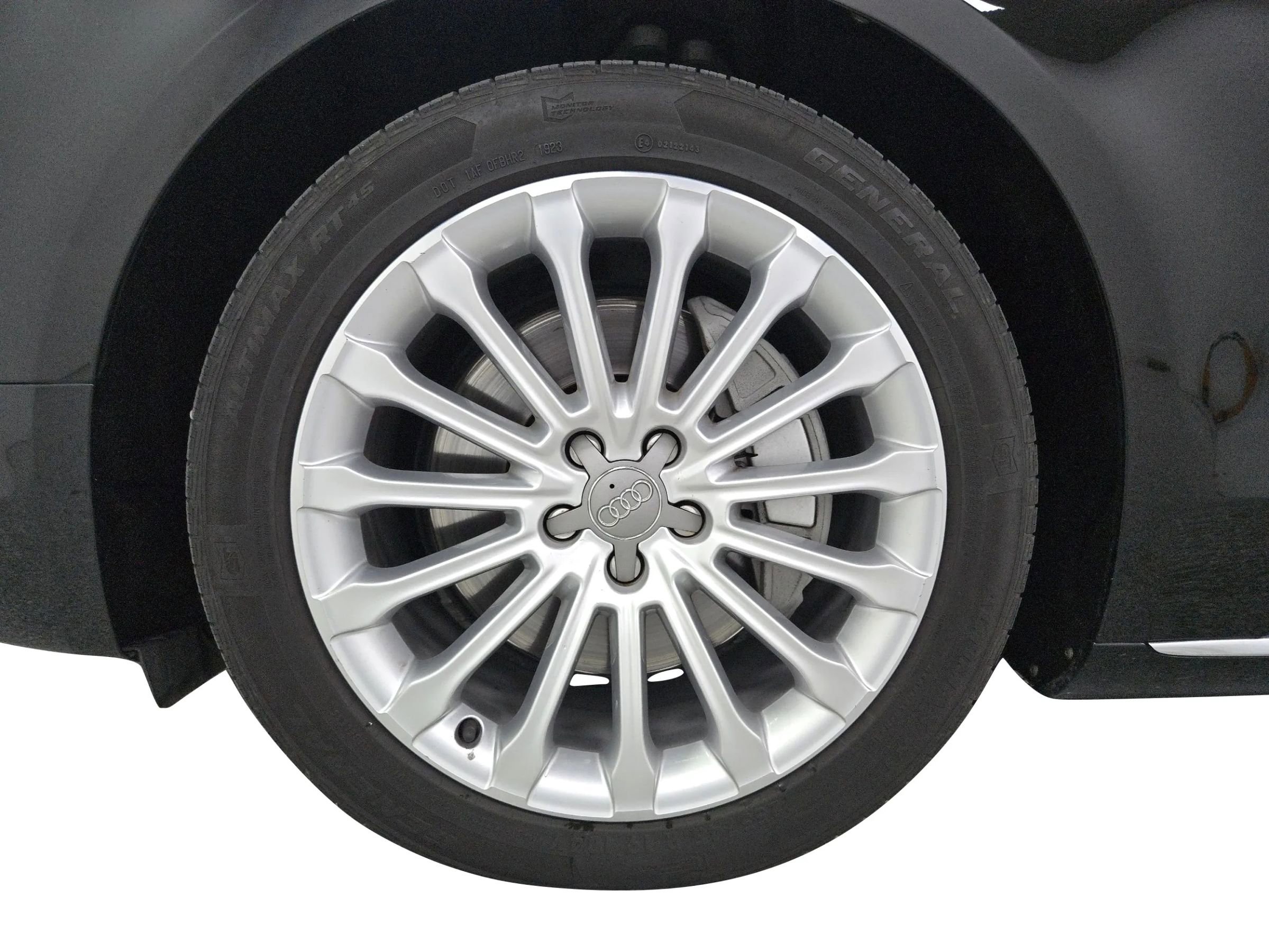 Used 2014 Audi A8 L 3.0T image 26