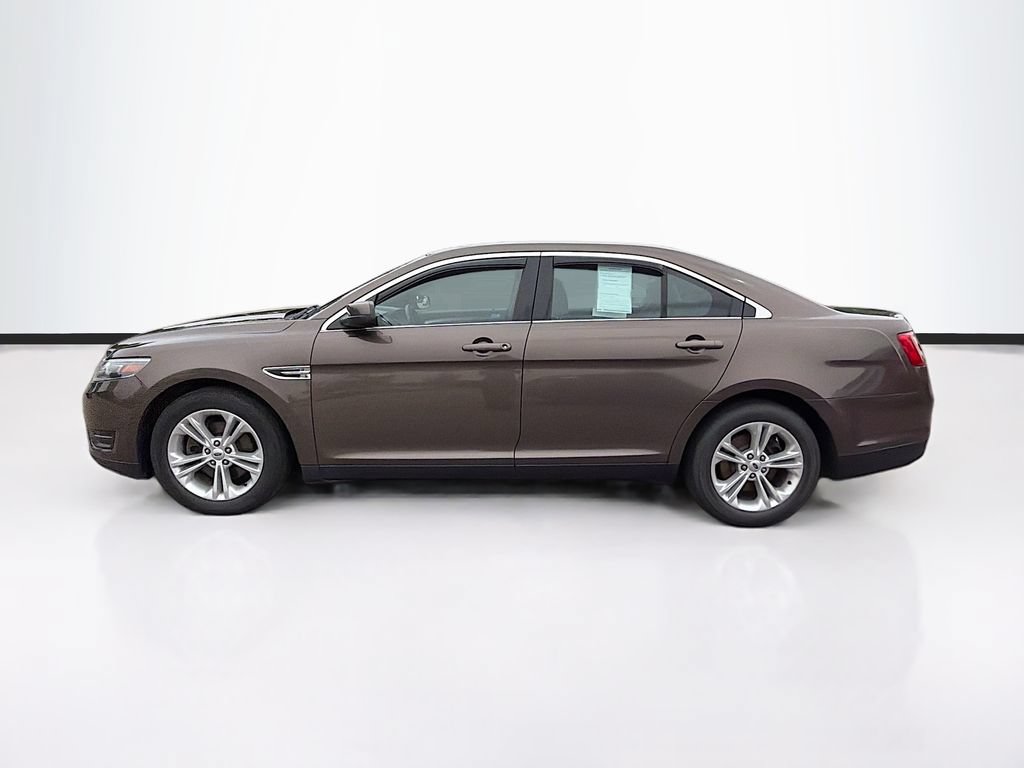 Used 2016 Ford Taurus SEL FWD image 8