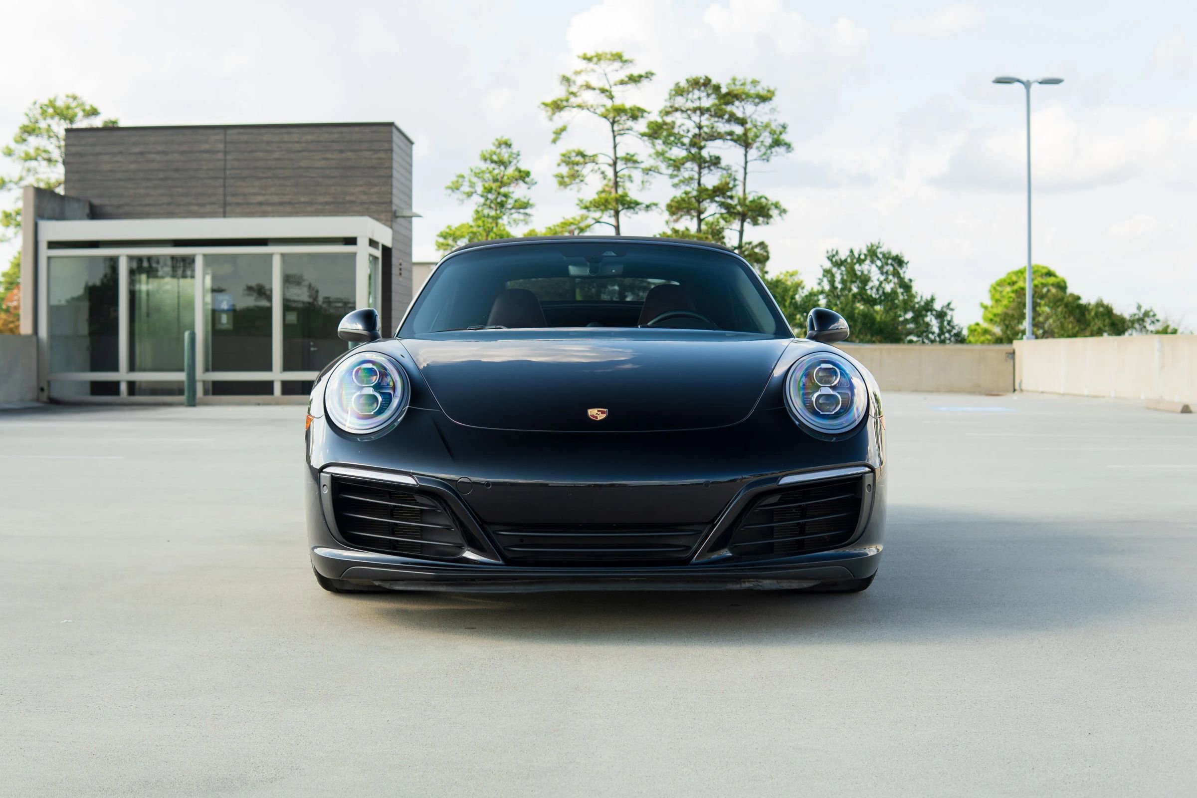 Used 2018 Porsche 911 Carrera 4S image 6