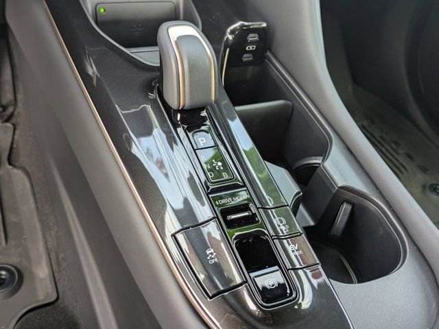 Used 2026 Toyota Crown XLE image 20