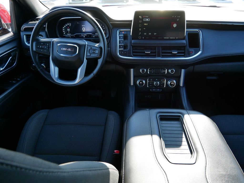 Used 2023 GMC Yukon SLE image 13