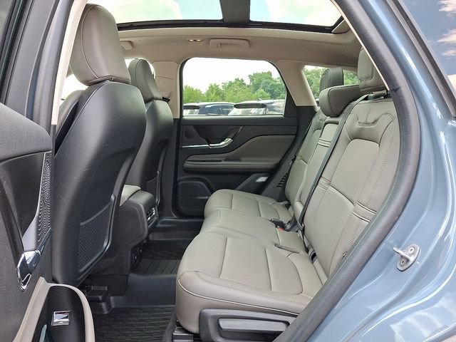 Used 2023 Lincoln Corsair Reserve w/ Equipment Group 201A AWD/4WD image 10