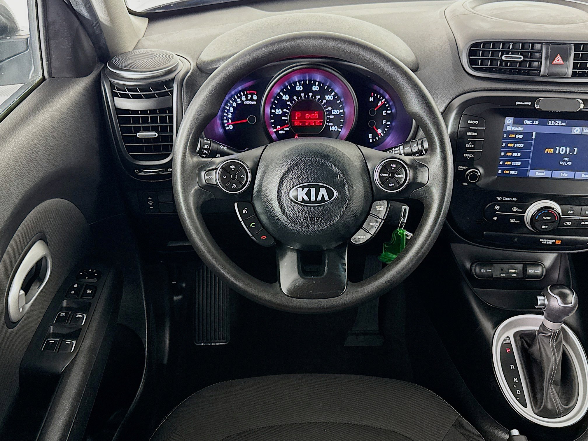 Used 2019 Kia Soul + image 16