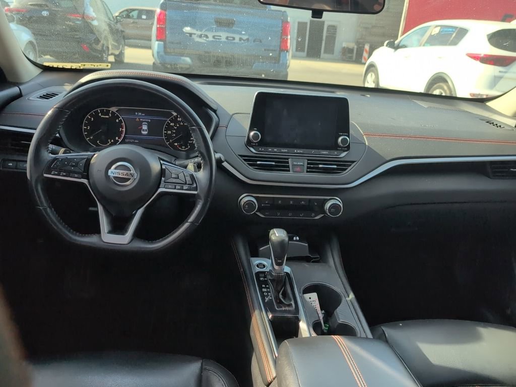 Used 2019 Nissan Altima 2.5 SR w/ SR Premium Package image 11