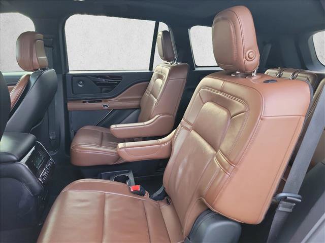 Used 2020 Lincoln Aviator Reserve w/ Elements Package Plus image 11