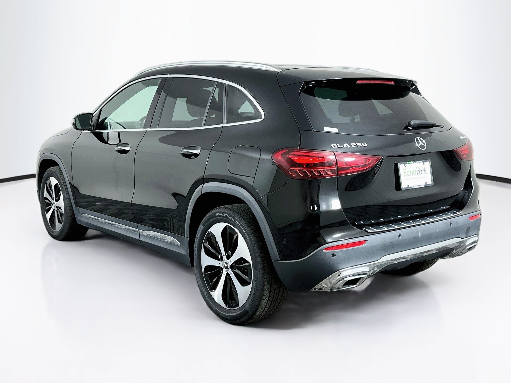 Used 2025 Mercedes-Benz GLA 250 4MATIC image 5