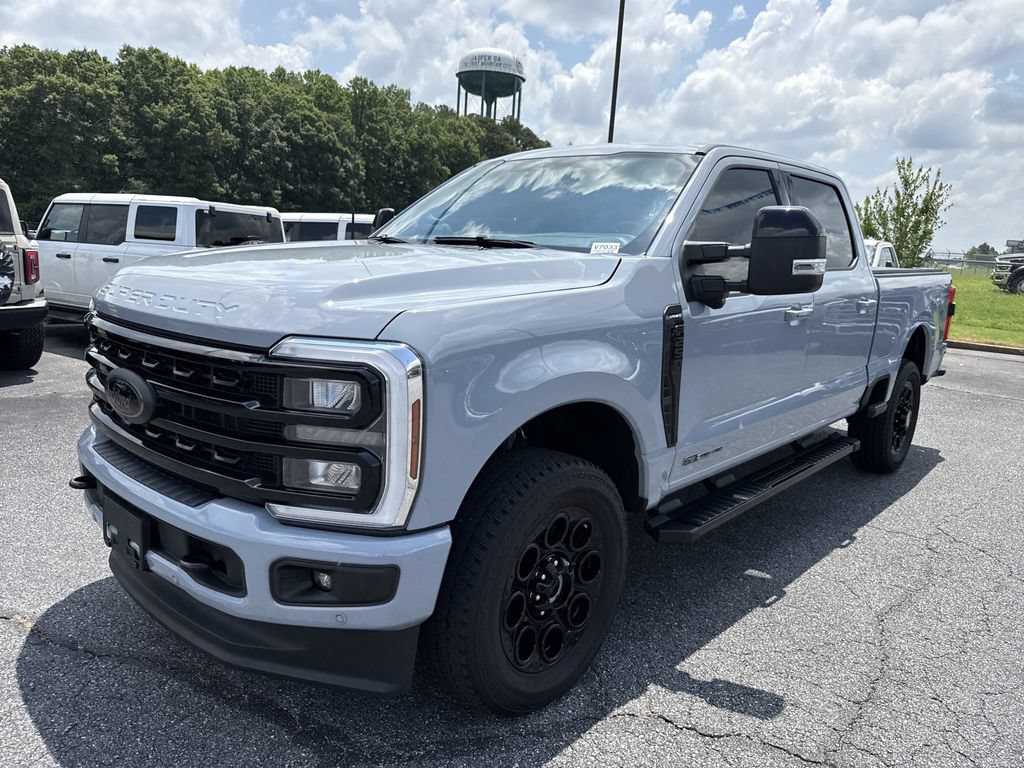 Used 2024 Ford F250 Lariat w/ Lariat Ultimate Package AWD/4WD image 3