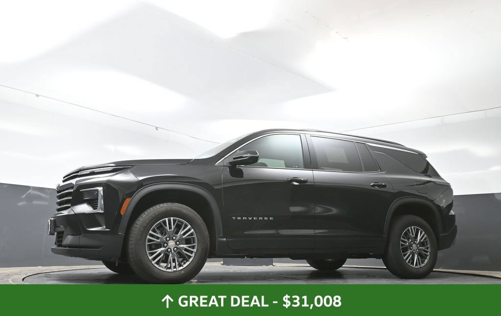 Used 2024 Chevrolet Traverse LT FWD image 30