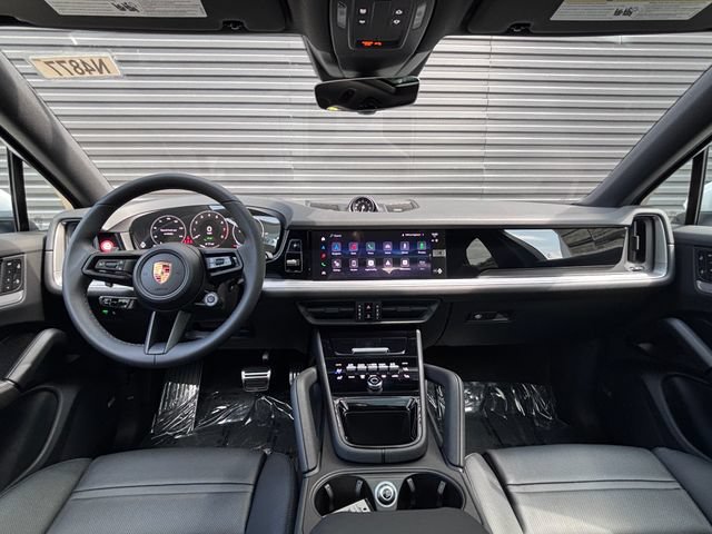 New 2026 Porsche Cayenne S AWD/4WD image 13
