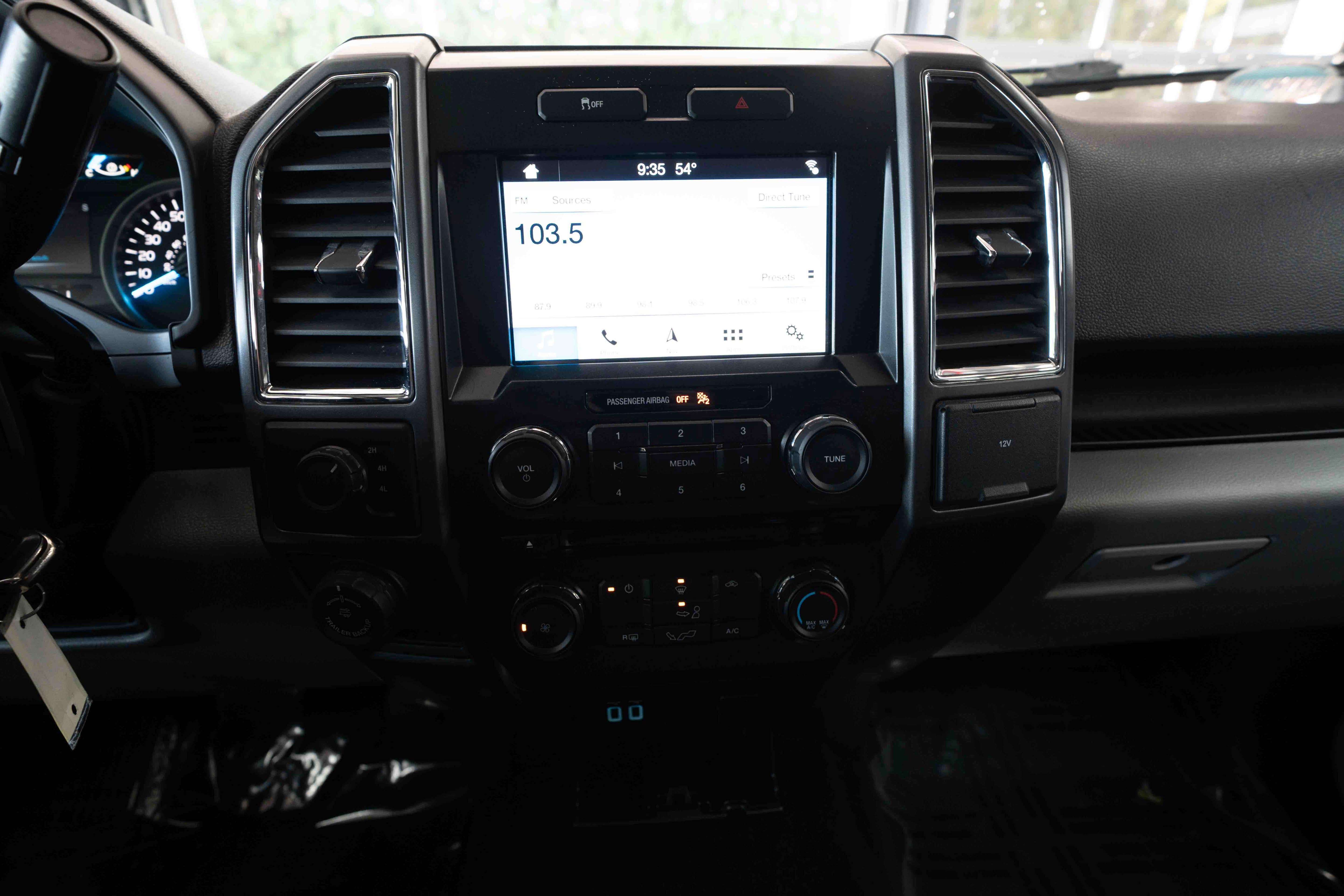 Used 2016 Ford F150 XLT w/ Equipment Group 301A Mid AWD/4WD image 17