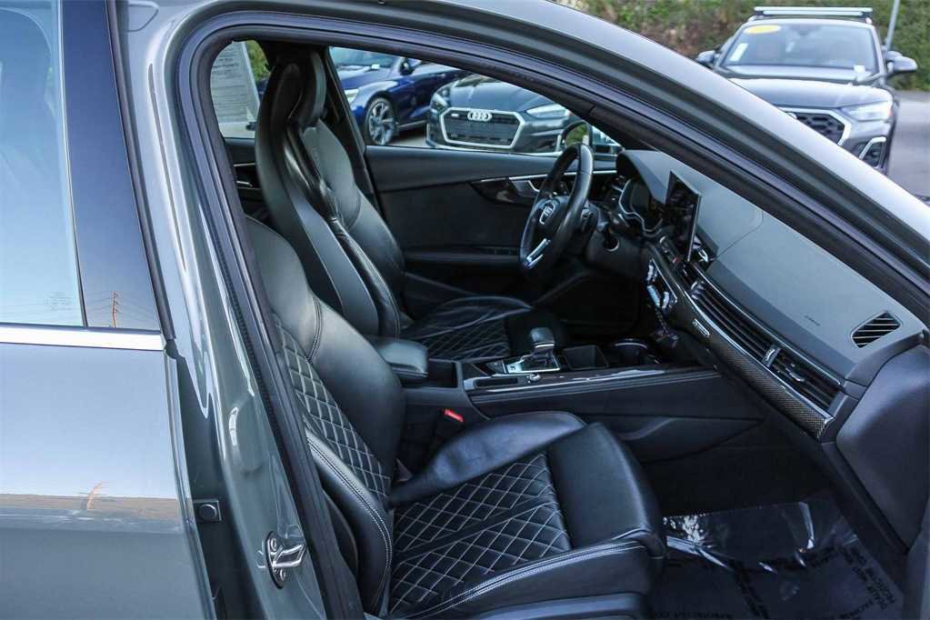 Used 2023 Audi S4 Premium Plus w/ Premium Plus Package image 18