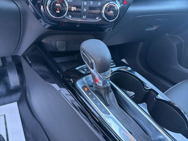 Used 2024 Chevrolet Trax ACTIV w/ Sunroof Package image 28