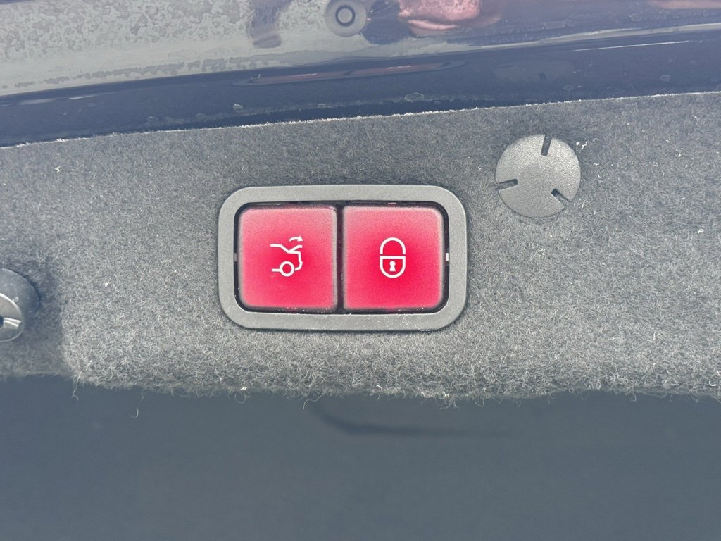 Used 2020 Mercedes-Benz C 300 Sedan image 35