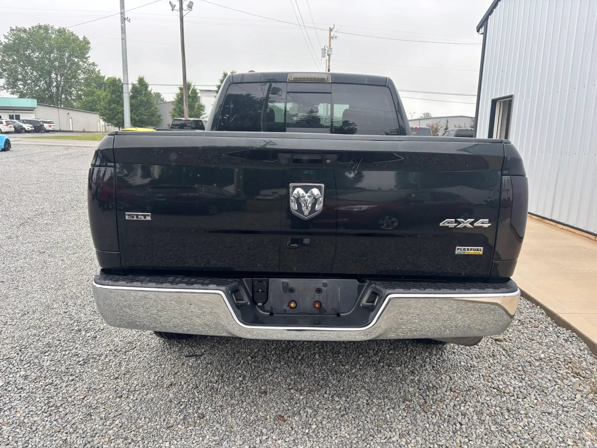 Used 2016 RAM 1500 Classic SLT AWD/4WD image 4
