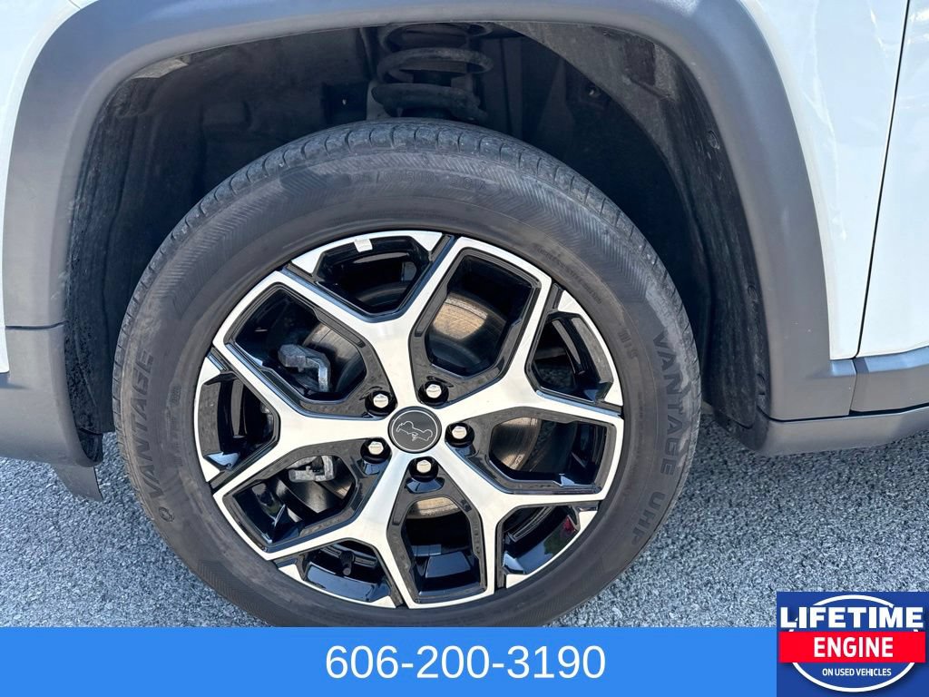 Used 2025 Jeep Compass Limited AWD/4WD image 12