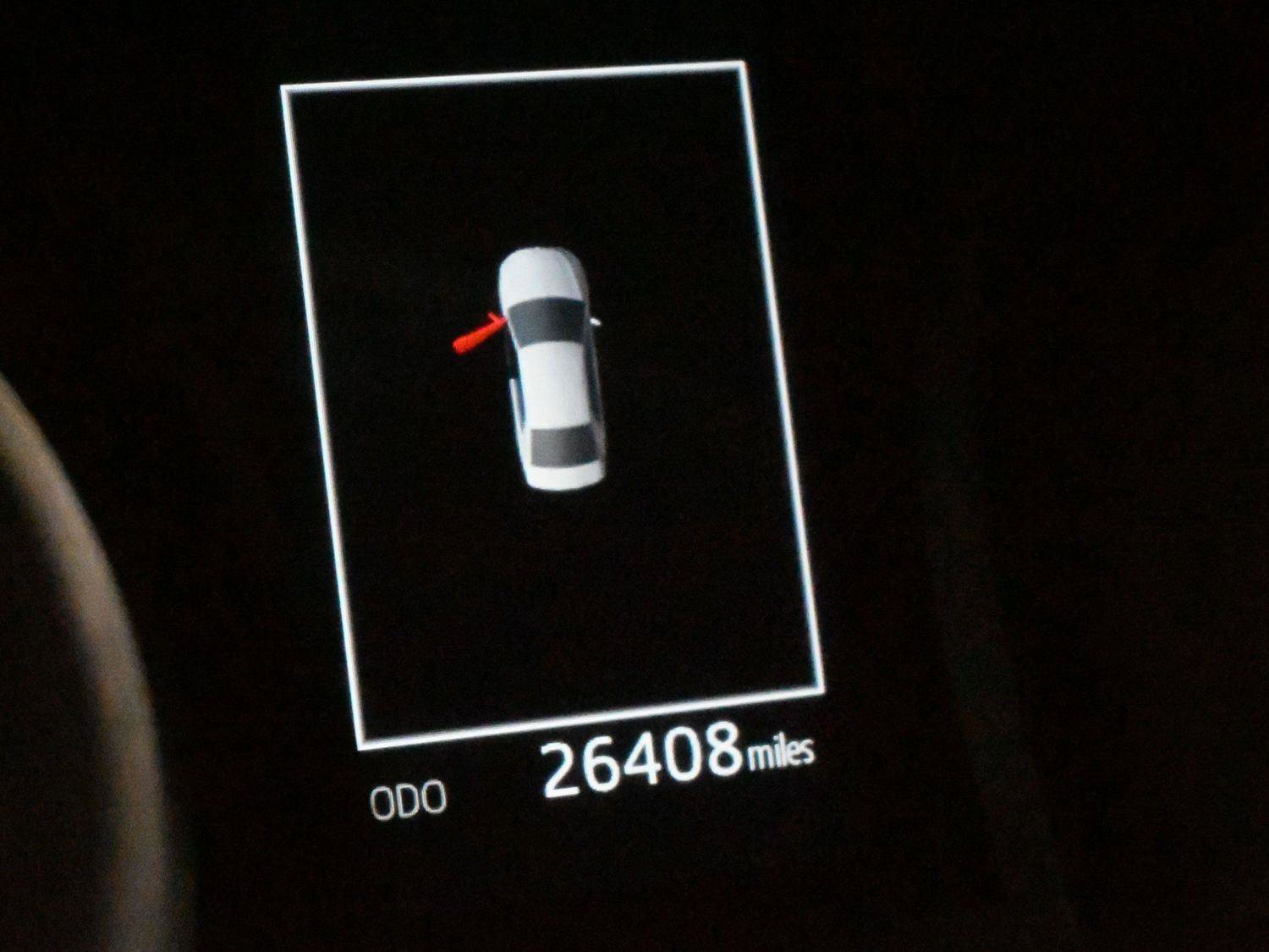 Used 2024 Toyota Camry SE image 3