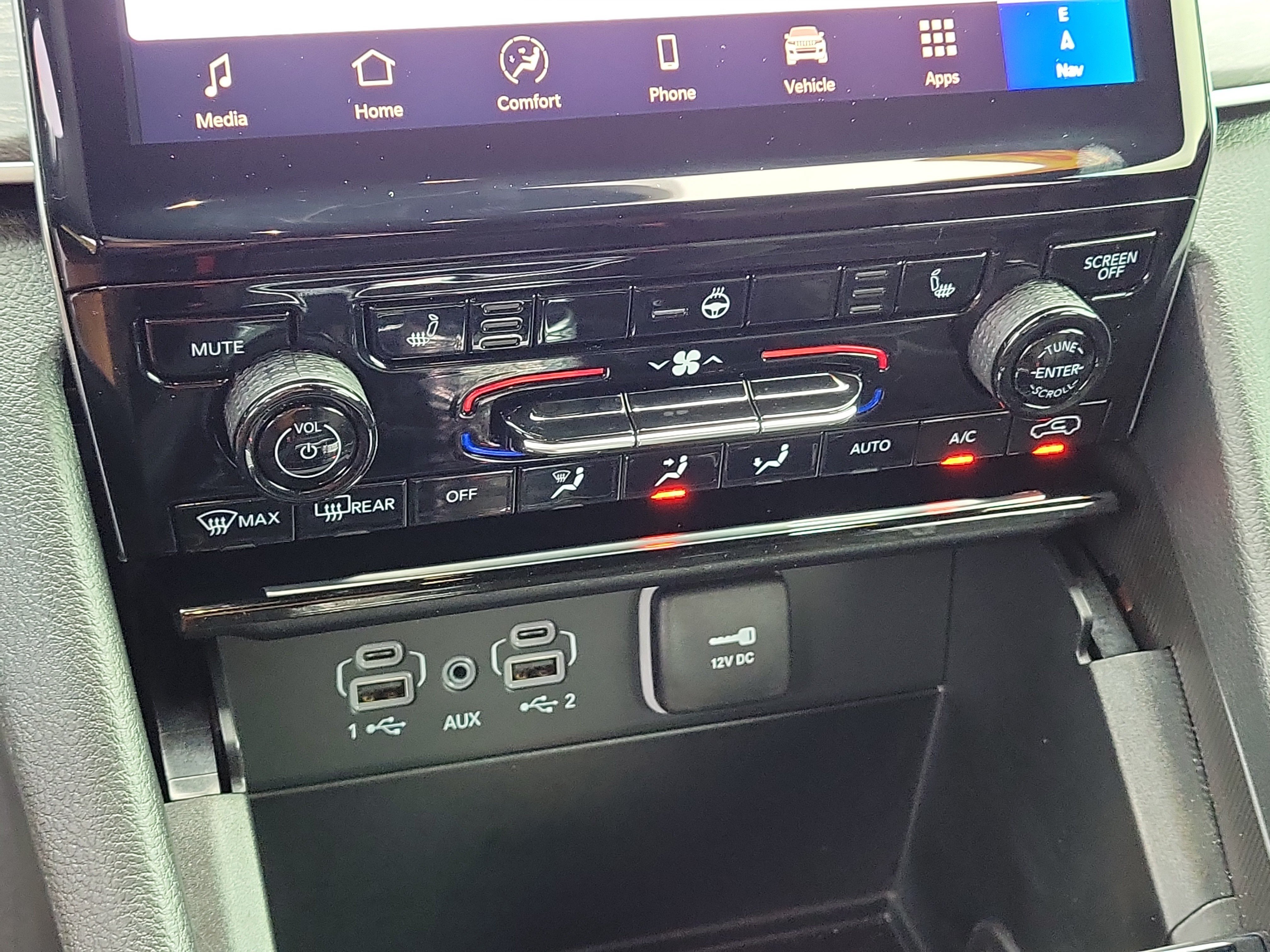 Used 2025 Jeep Grand Cherokee Limited RWD image 26