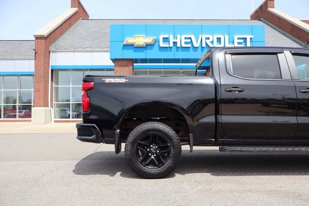 Used 2020 Chevrolet Silverado 1500 Custom Trail Boss w/ Custom Convenience Package AWD/4WD image 36