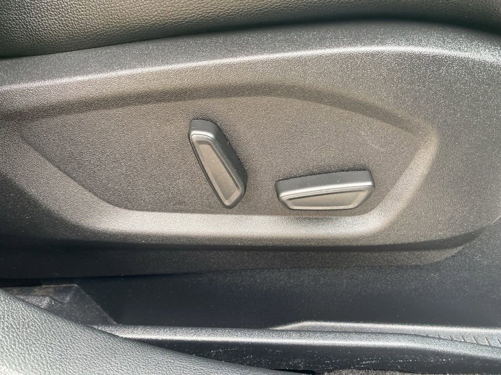 Used 2024 Ford Edge Titanium AWD/4WD image 12