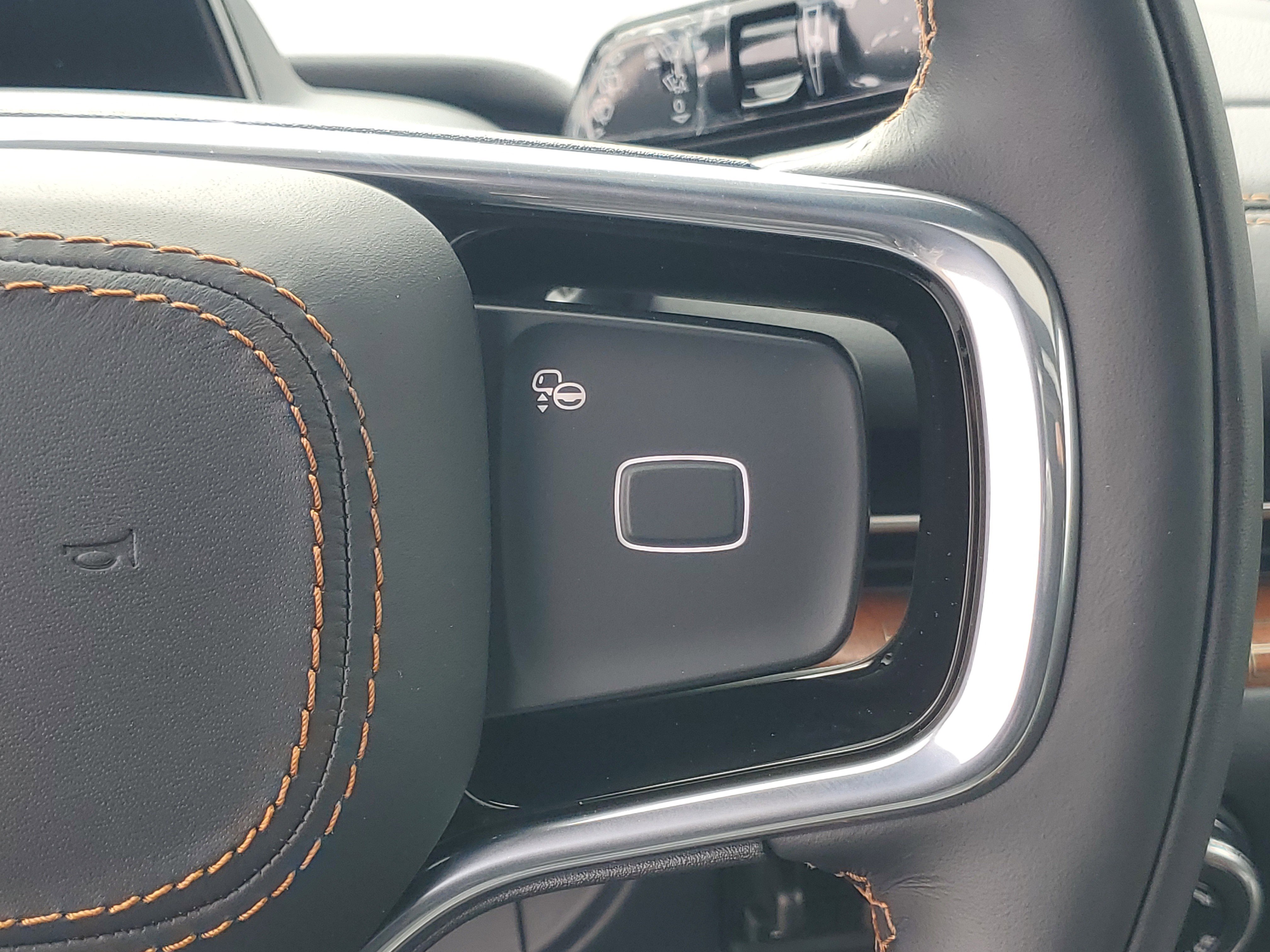New 2026 Lincoln Navigator L Black Label AWD/4WD image 18