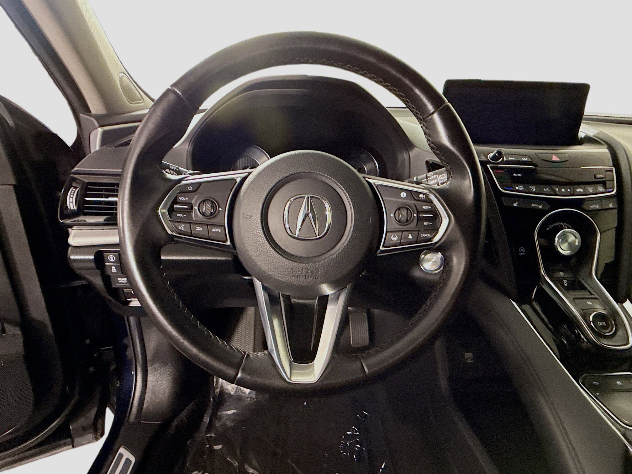 Used 2024 Acura RDX SH-AWD image 13
