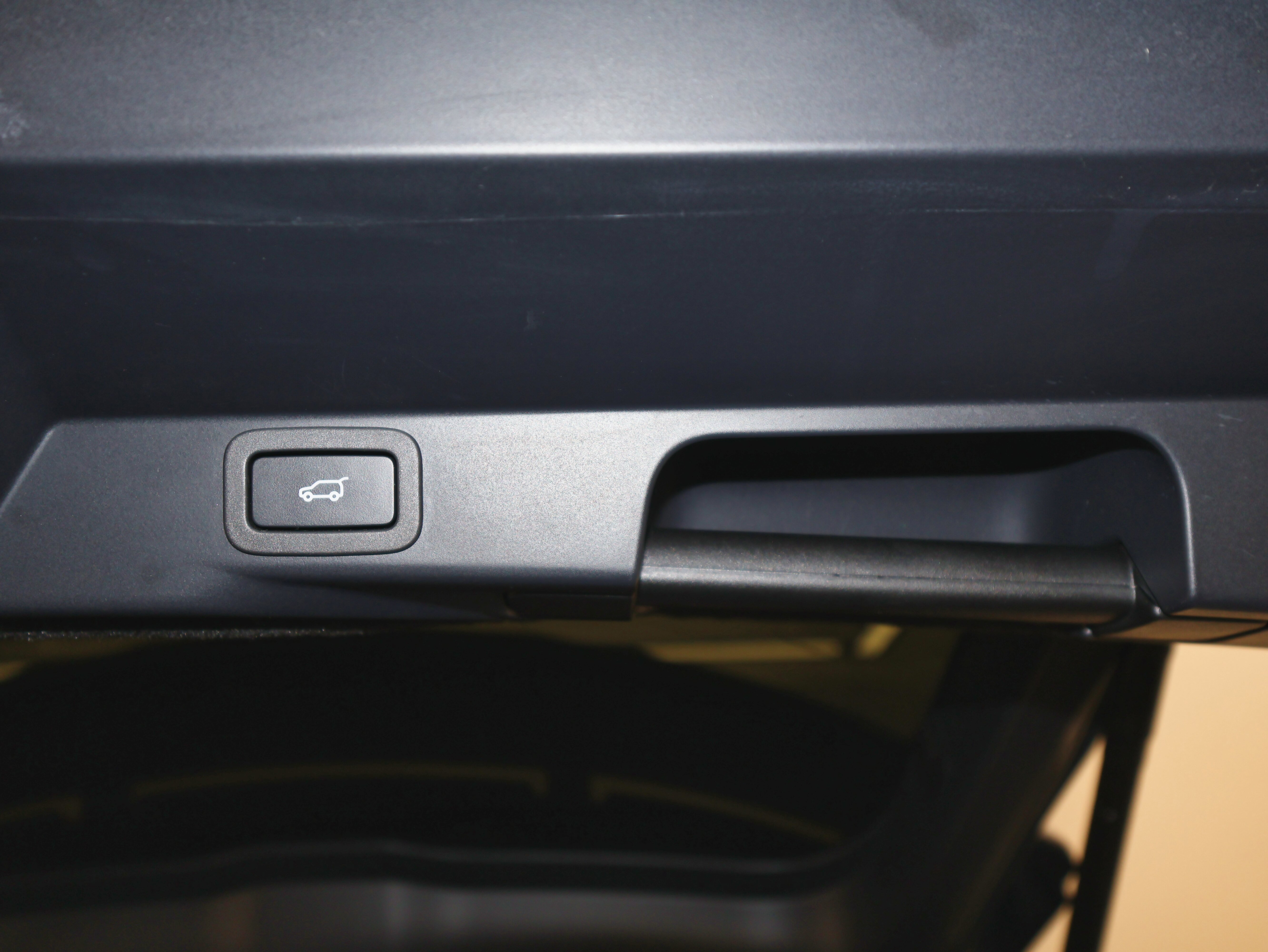 Used 2018 Land Rover Range Rover Sport HSE Dynamic image 12