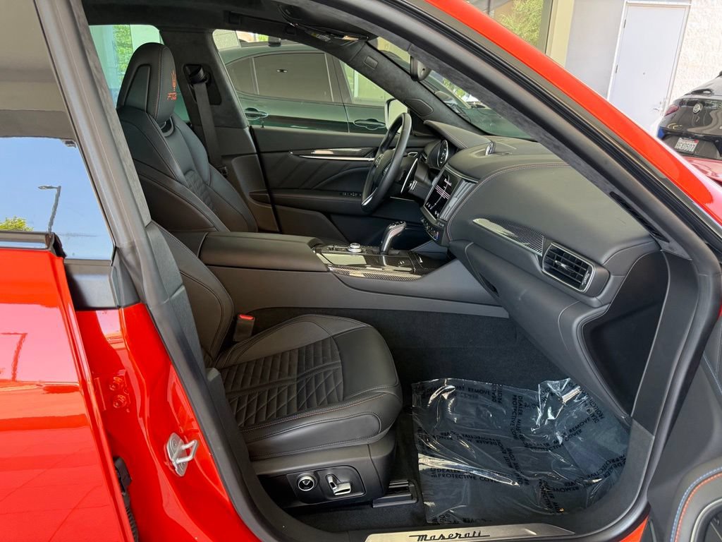 Certified 2023 Maserati Levante Modena AWD/4WD image 17