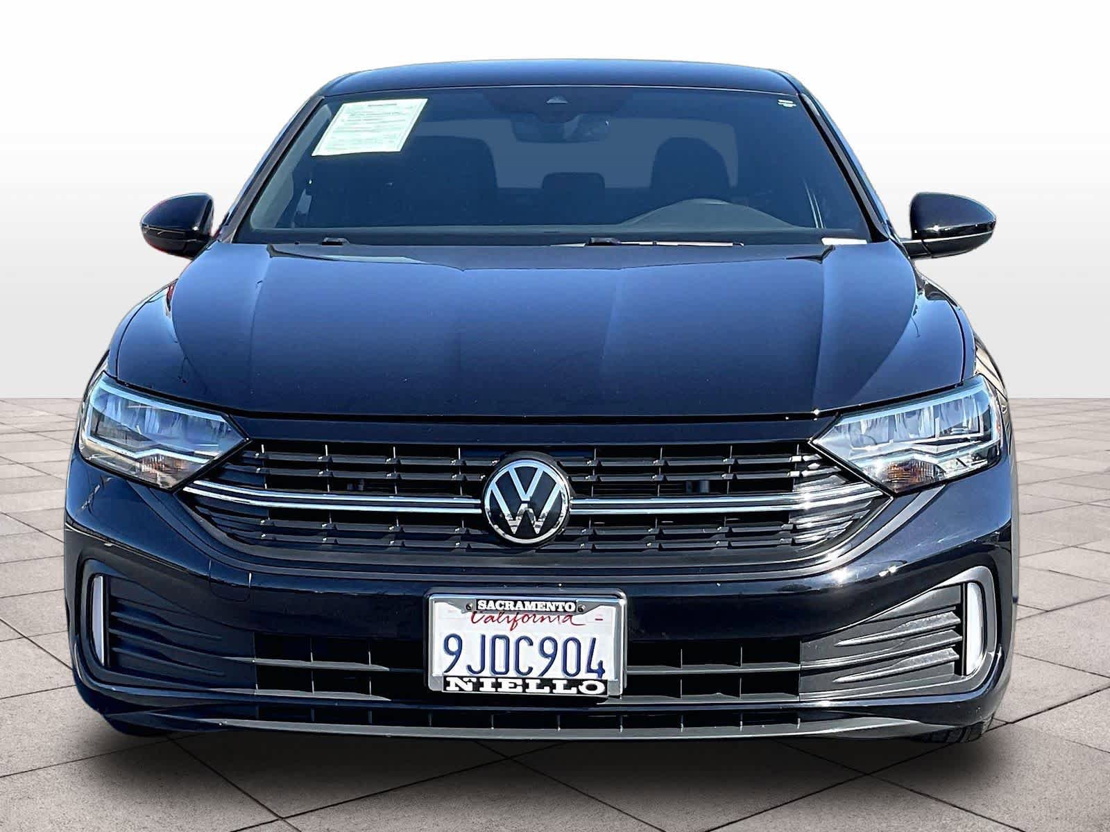 Used 2023 Volkswagen Jetta Sport w/ IQ.Drive Package FWD image 3