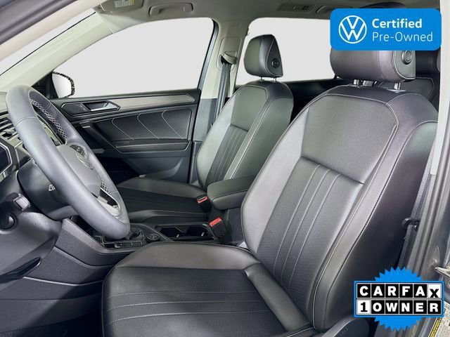 Certified 2022 Volkswagen Tiguan SE w/ Panoramic Sunroof Package image 21