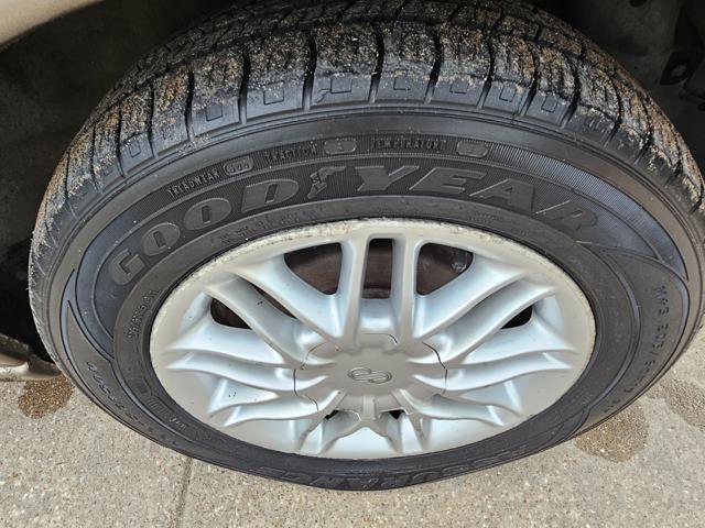 Used 2001 Nissan Altima GXE FWD image 17