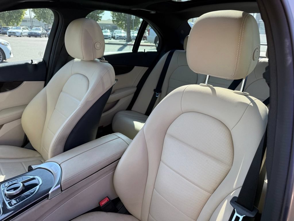 Used 2020 Mercedes-Benz C 300 Sedan w/ Premium Package image 3