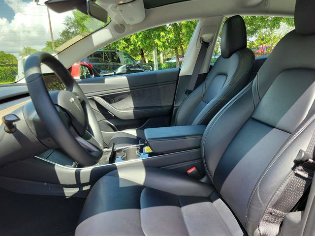 Used 2018 Tesla Model 3 Mid Range RWD image 28